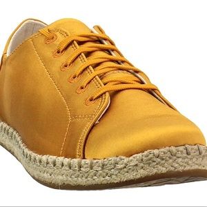 Tom’s Satin lace up Espadrille, Size 9,
